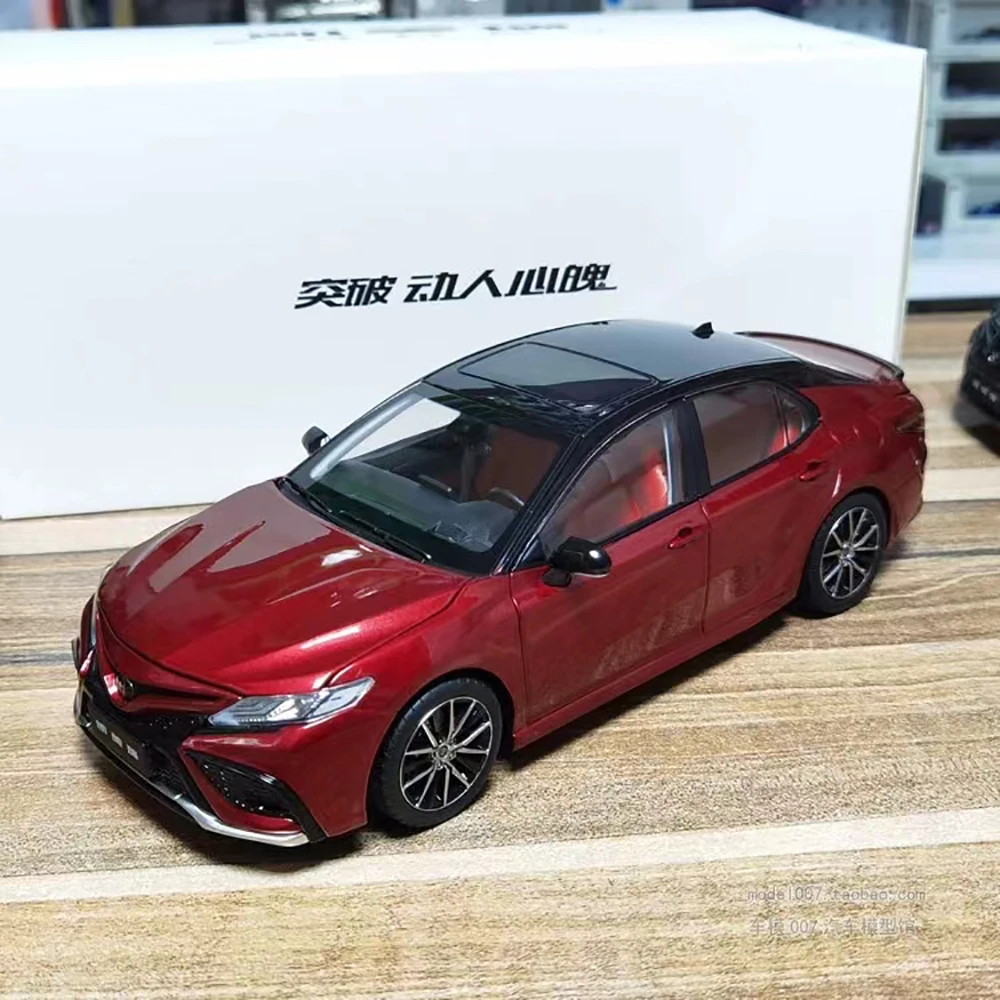 2021 Toyota Camry Alloy Model 1:18 Scale 7 2021 Toyota Camry Alloy Model 1:18 Scale - Image 7