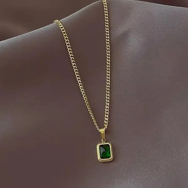 Vintage Green Zircon Square Pendant Necklace - Image 4