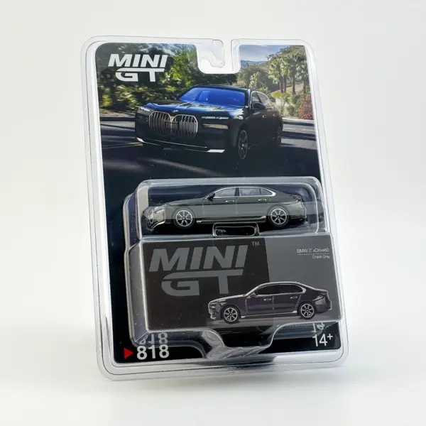 Mini GT 1:64 BMW i7 Diecast Model Car - Image 7