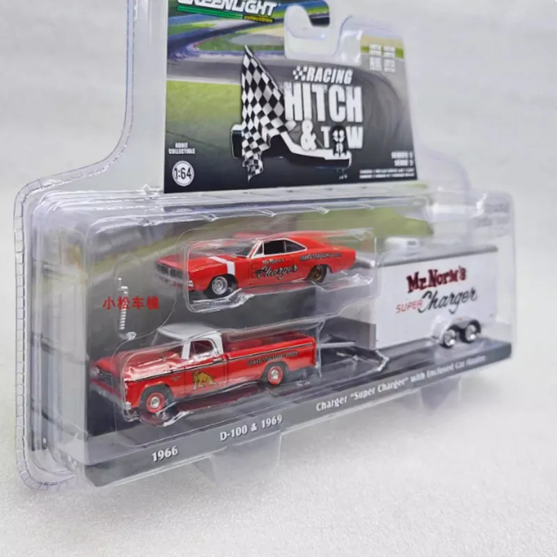 1:64 Dodge D-100 & Charger Model Set 2 1:64 Dodge D-100 & Charger Model Set - Image 2
