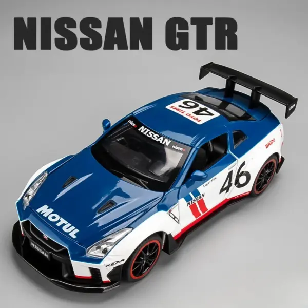 Nissan GTR 1:24 Diecast Model Car - Image 4