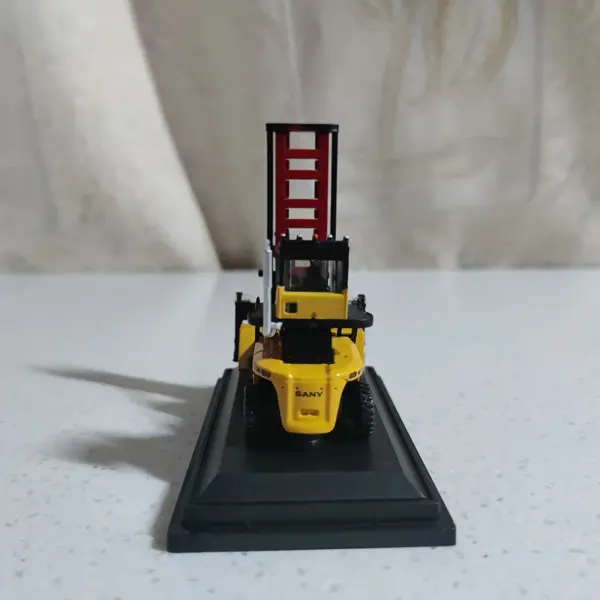 Diecast 1:87 SANY Container Handler Model - Image 5