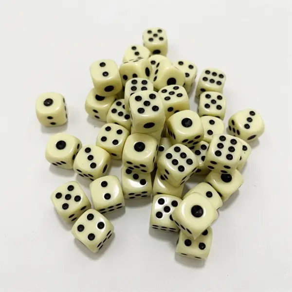 50 Pack 10mm Black and White Acrylic Dice - Image 12