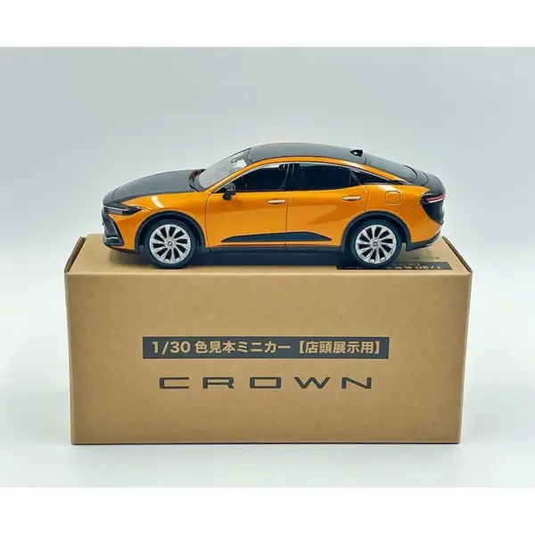 Diecast Alloy 1:30 Crossover Crown Black Car - Image 6