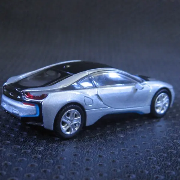 Diecast 1:64 BMW I8 Silver Alloy Car Model - Image 2