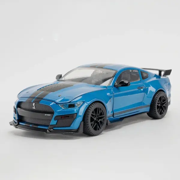 1:18 Scale Mustang GT500 Model Car with Sound - Image 9