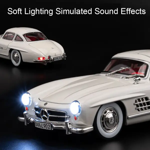 1:24 300SL Vintage Diecast Car Model - Image 2