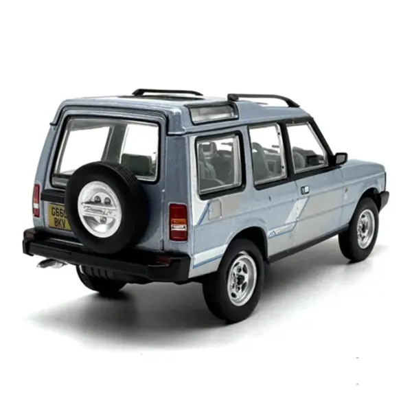 Diecast 1:43 Discovery 1 Off-Road Model - Image 2