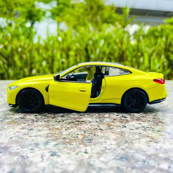 1:32 BMW 850I M4 G82 Z4 Diecast Model Car - Image 4