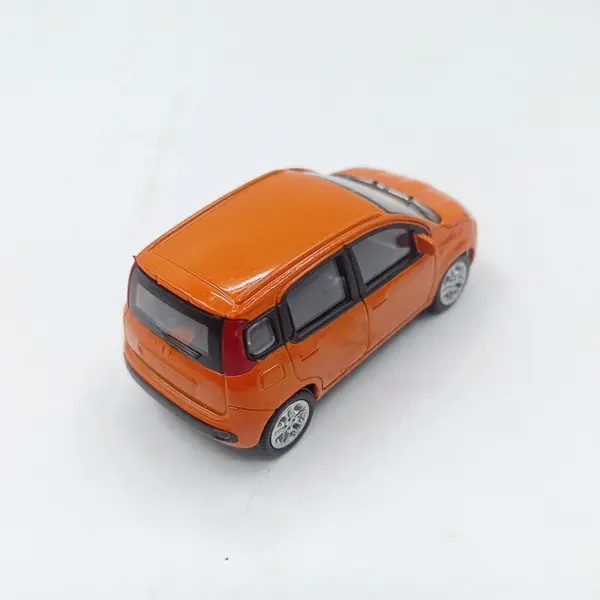 1:43 Scale FIAT Panda Classic Diecast Model - Image 4