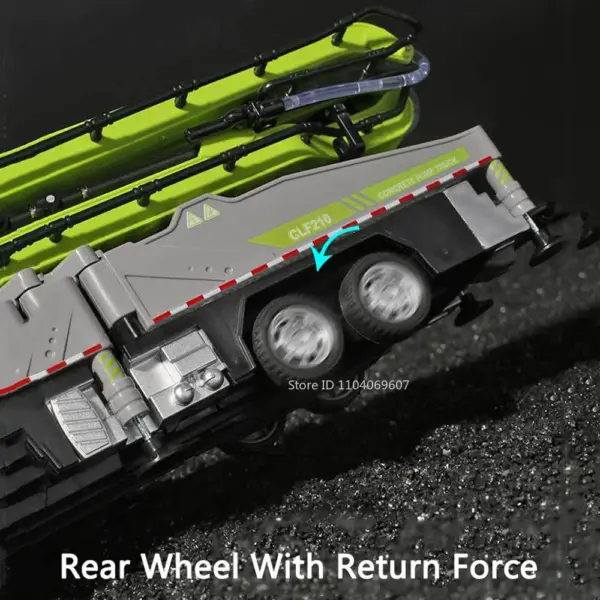 1:32 Metal Diecast Spray Pump Truck Toy - Image 3