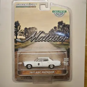 1/64 Scale 2017 Chevrolet Bolt EV Model Car 9 S6a9a873b76064a7ebe20ea21ef722b94d