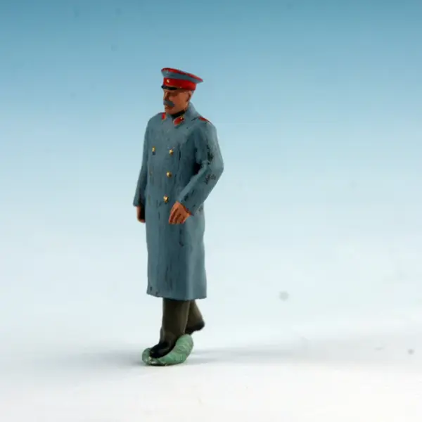 1:72 Scale Resin Stalin Military Figure Model - Image 3