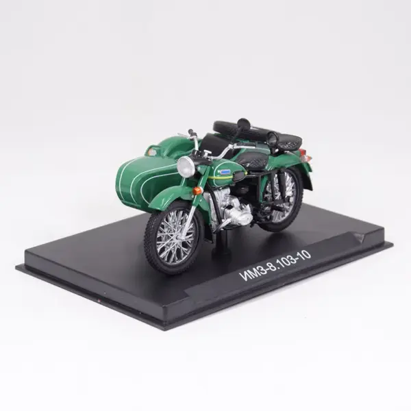 1/24 Scale Soviet URAL Alloy Motorcycle Model - Image 7