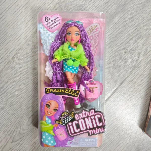 Yasmin Sports Leisure 6-Inch Fashion Doll - Image 10