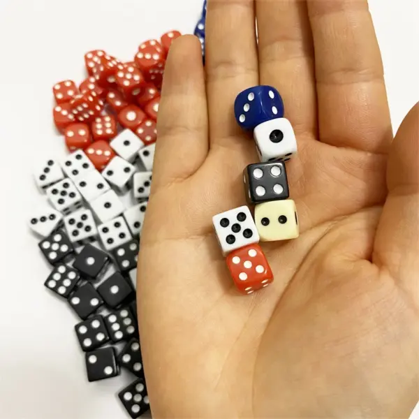 50 Pack 10mm Black and White Acrylic Dice - Image 2