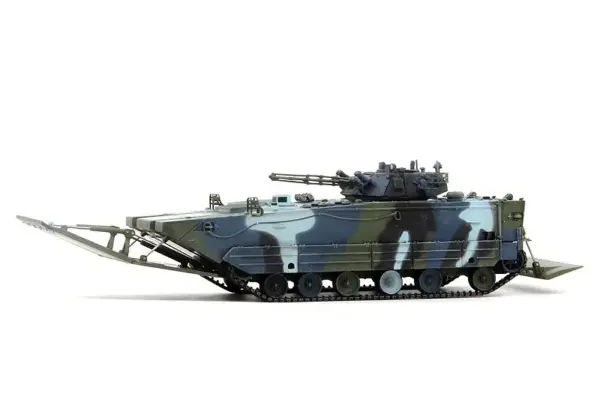1:72 Scale PVC Amphibious Infantry Tank Model - Image 2
