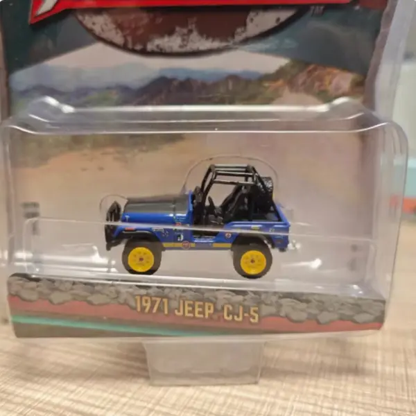 WELLY 1/64 Scale 1971 Jeep CJ-5 Model - Image 2