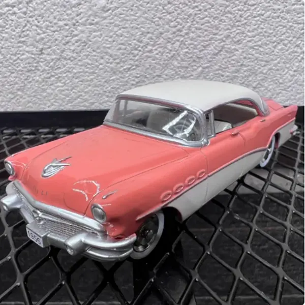 1956 Buick Roadmaster 1:43 Diecast Model Car - Image 9