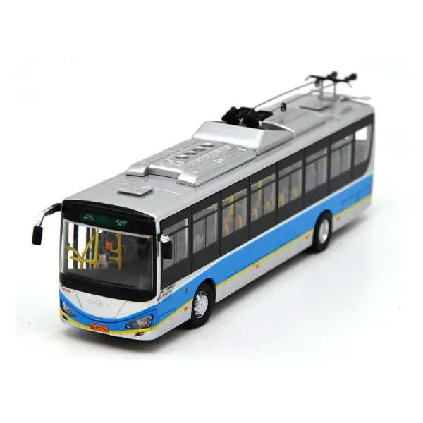 1:64 Scale Diecast Beijing City Bus Model - Image 2