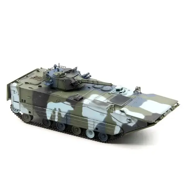 1:72 Scale PVC Amphibious Infantry Tank Model - Image 6
