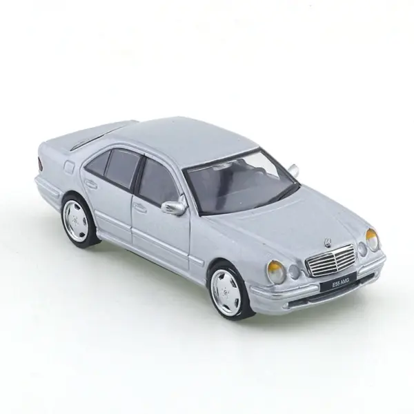1/64 Diecast Mercedes-Benz E55 AMG Model Car - Image 4
