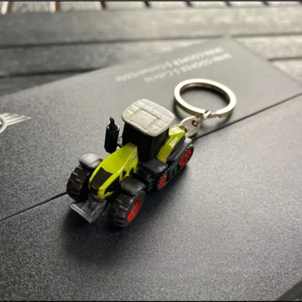Metal Farm Tool Tractor Keychain Model 8900 - Image 6