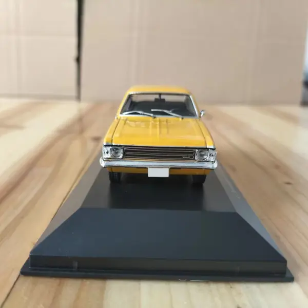 Flawed 1:43 Scale Chevy Opala Alloy Car Model - Image 5