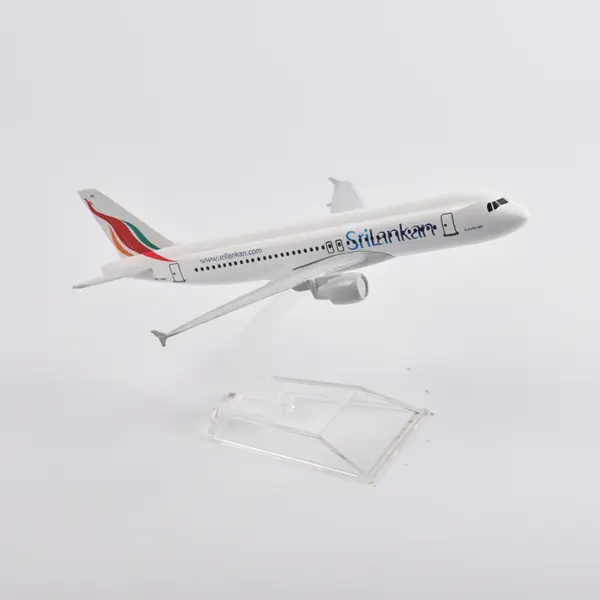 SriLankan Airlines Airbus A320 1:400 Model Plane - Image 3