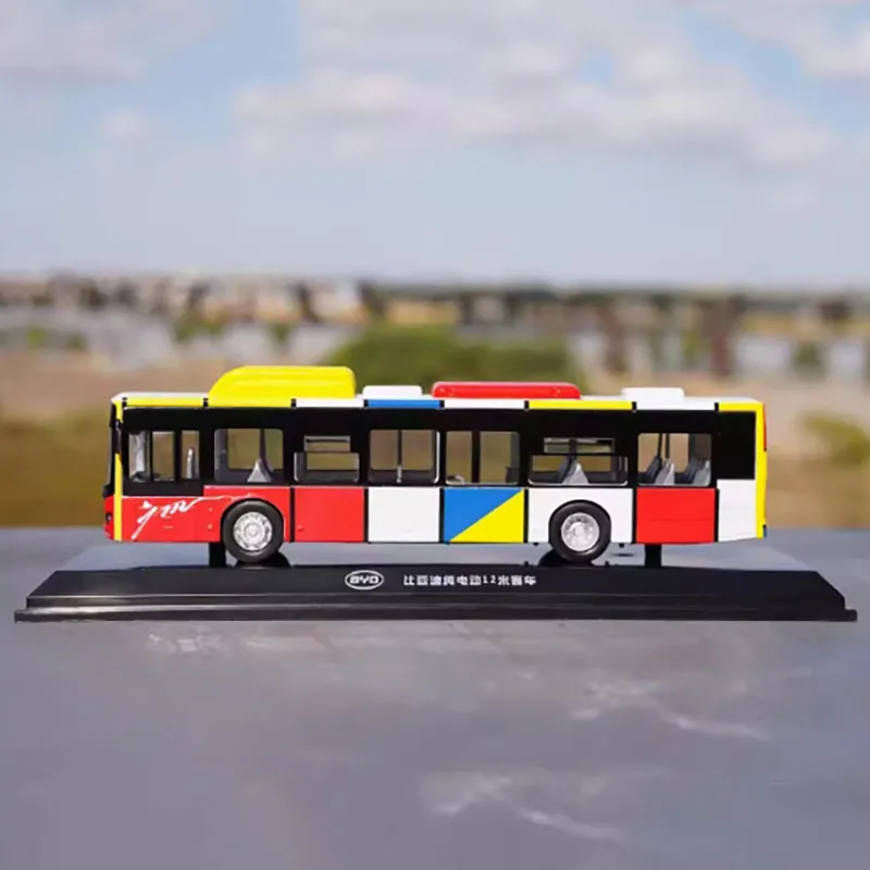 K9 Pure Electric Bus 1:64 Scale Model 3 K9 Pure Electric Bus 1:64 Scale Model - Image 3