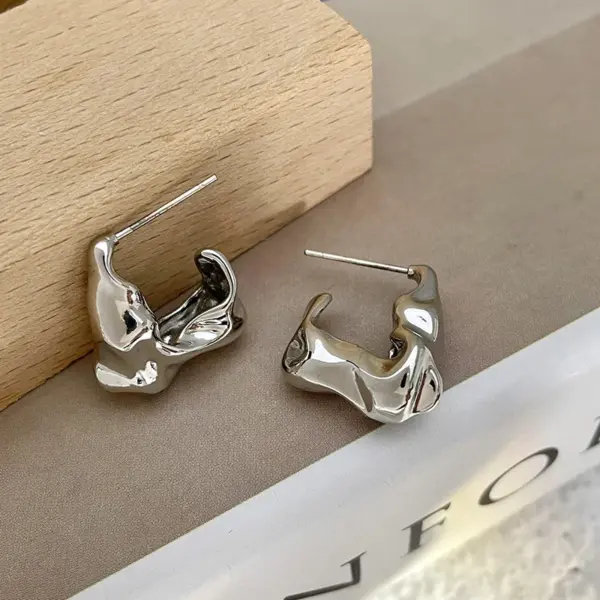 Smooth Metal Chunky Hoop Earrings 72mm x 45mm - Image 8