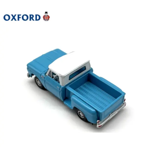 Diecast 1:87 Scale Stepside Pickup Model - Image 5