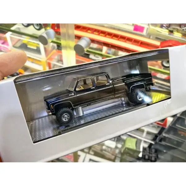 1/64 Mooneye 1973 Coke Pickup Truck Model - Image 9
