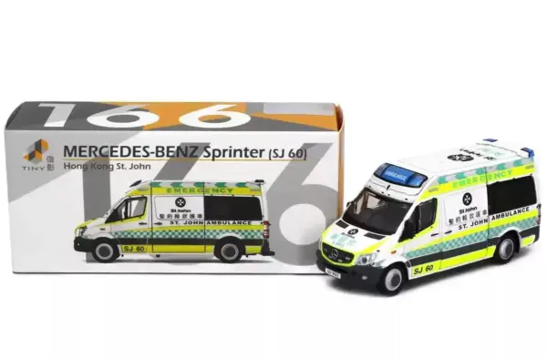 1:76 Hong Kong Fire Department Ambulance Model - Image 10