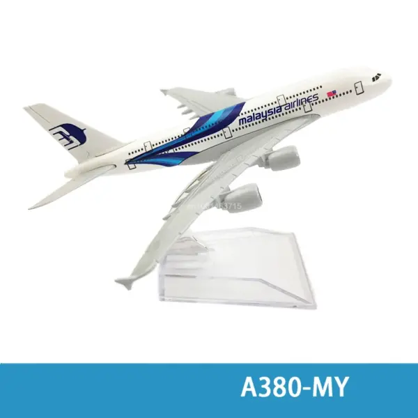 Diecast Airbus A320 Airplane Model 15CM - Image 22
