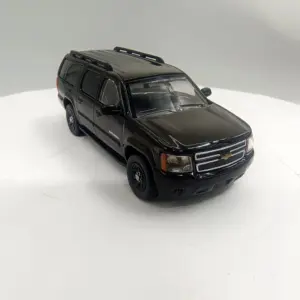 Diecast 1:64 Scale 2014 Suburban Model 8 S76da3f3ccad24b269cd923caba42ecc9D