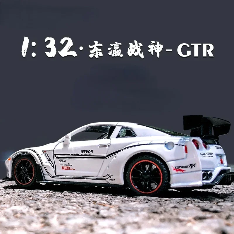 1:32 Nissan GTR R35 Diecast Racing Car 4 1:32 Nissan GTR R35 Diecast Racing Car - Image 4