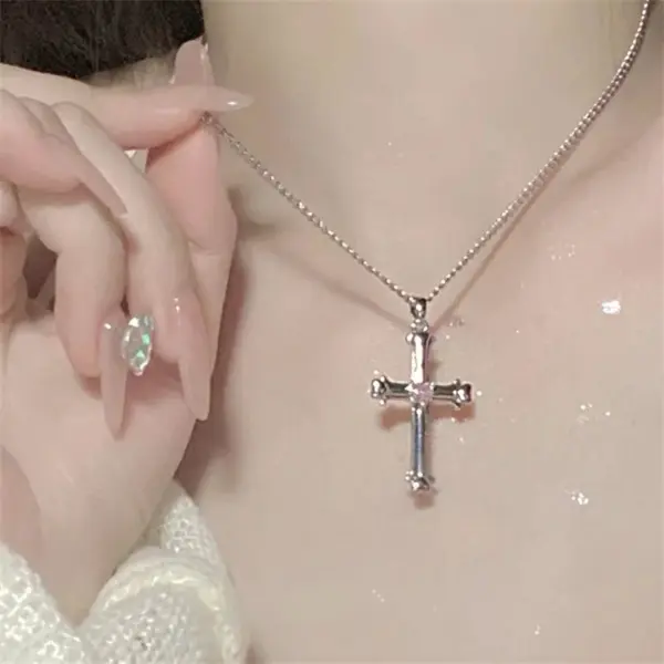 Elegant Bow Pendant Necklace for Women - Image 11