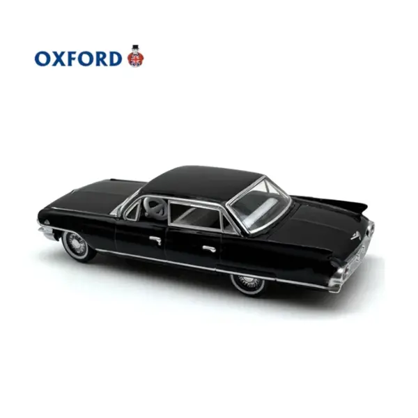 1:87 Scale 1961 Alloy Retro Sedan Model - Image 5
