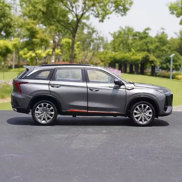 Changan CS75 Plus Alloy Model 1:18 Scale Replica - Image 3