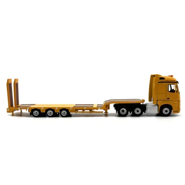 1:76 Diecast Alloy Low Loader Trailer Model - Image 4