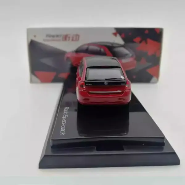 1/64 Scale Skoda Rapid Spaceback Model Car - Image 5