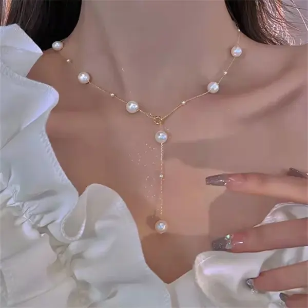 Vintage Pearl Choker Necklace with Zinc Alloy Chain - Image 7