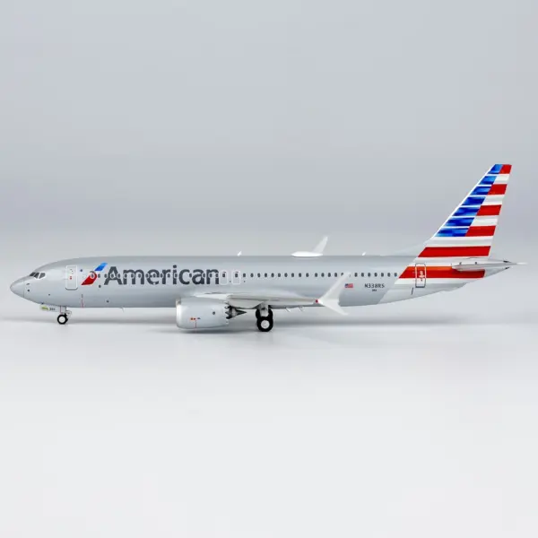 88033 Alloy Collectible American Airlines Boeing B737 MAX 8 Model - Image 2