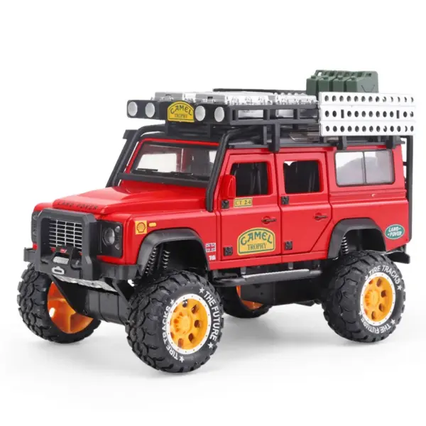 1:28 Scale Land Rover Defender Diecast Model - Image 9