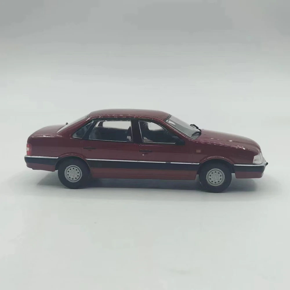 Volga GAZ 3105 1992 Alloy Model with Flaws 3 Volga GAZ 3105 1992 Alloy Model with Flaws - Image 3