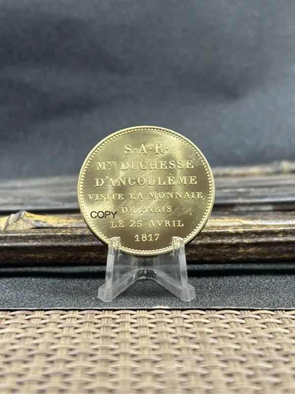 Louis XVIII Commemorative Replica Coin - Image 4