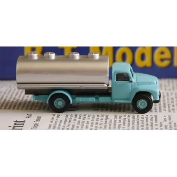 Diecast 1:76 Leyland Truck Model with Trailers - Image 4