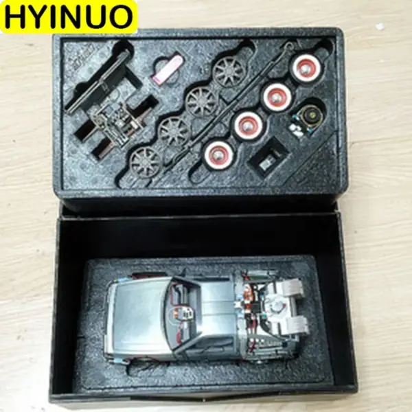 1/18 Back to the Future Diecast Car Model - Image 3