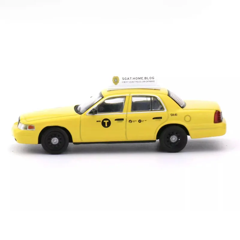 1/64 Scale Ford Crown Victoria CV Yellow Taxi 2 1/64 Scale Ford Crown Victoria CV Yellow Taxi - Image 2